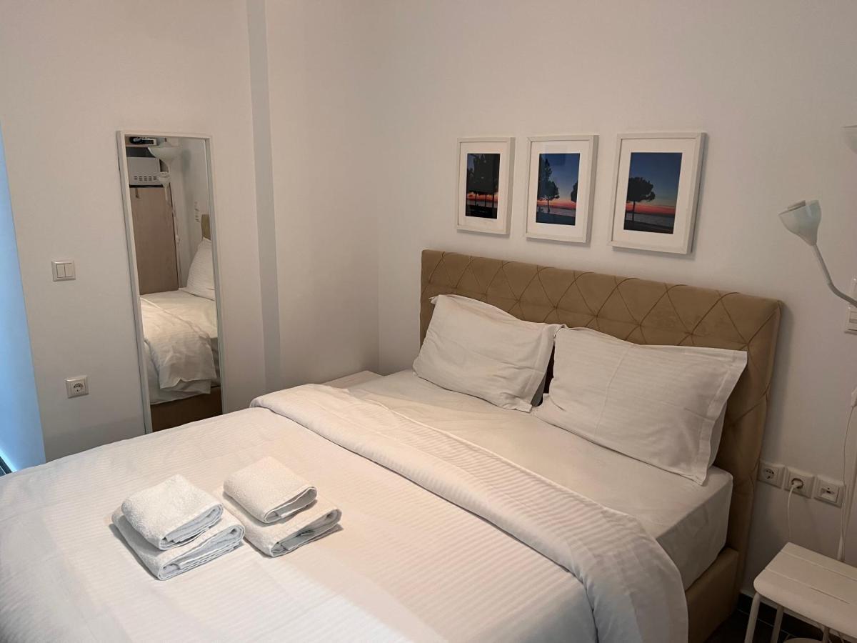 Small Budget Diamond Apartment In Agias Sofias. Thessalonique Extérieur photo